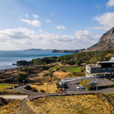 Y Resort Jeju Σεογκουίπο Εξωτερικό φωτογραφία