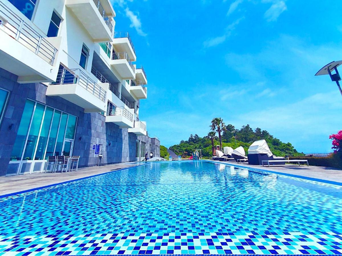 Y Resort Jeju Σεογκουίπο Εξωτερικό φωτογραφία
