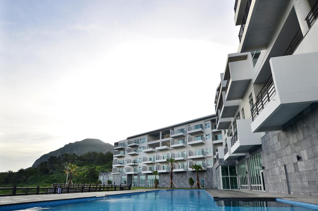 Y Resort Jeju Σεογκουίπο Εξωτερικό φωτογραφία